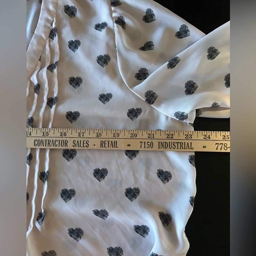 Rose & Olive Sheer Pastel Pink Blouse Top with Black Heart Print 3/4 Sleeves 1X - Picture 7 of 8